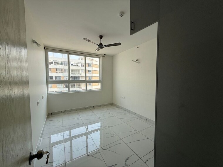 Room, mantri-lithos 3 Bedroom 1950 Sq.Ft. Apartment In Thanisandra Bangalore 10331808