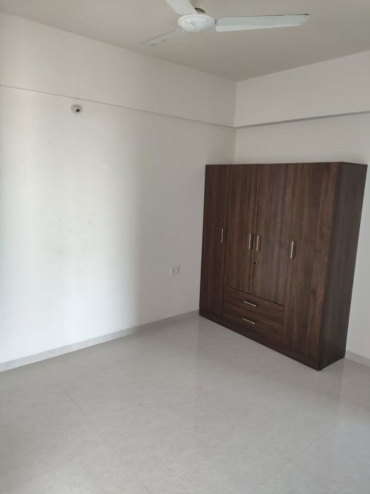 Room, dsr-rr-avenues 3 Bedroom 1600 Sq.Ft. Apartment In Yelahanka Bangalore 10331821