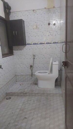 Bathroom in 2.5 BHK Builder Floor at Pandav Nagar – for Rent