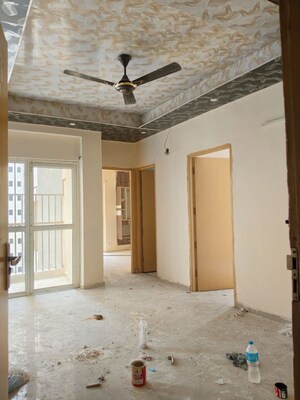 Room in 2 BHK Apartment at Miglani Supercity Myfair Residency, Tech Zone 4 Greater Noida – for Rent