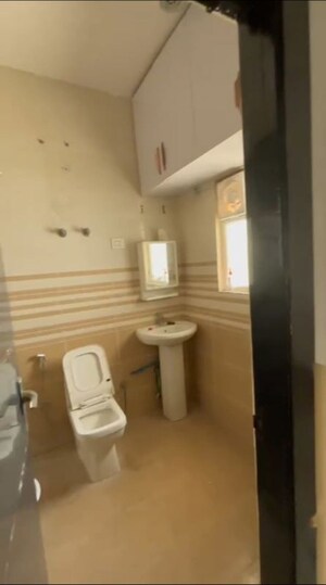 Bathroom in 4 BHK Apartment at Ashoka NCR Green Extension, Sector 1 Greater Noida – for Rent