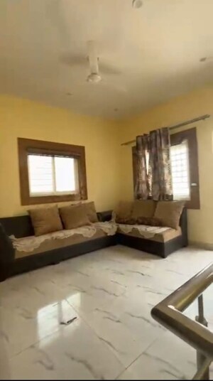 Bedroom in 4 BHK Apartment at Ashoka NCR Green Extension, Sector 1 Greater Noida – for Rent