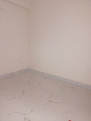 Room in 2 BHK Apartment at Supertech Ecovillage II, Sector 16b Greater Noida – for Rent