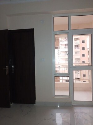 Room in 2 BHK Apartment at Supertech Ecovillage II, Sector 16b Greater Noida – for Rent
