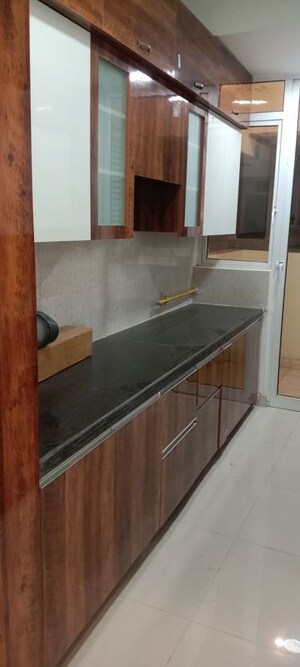 Kitchen in 2.5 BHK Apartment at Mahagun Mirabella, Sector 79 – for Rent