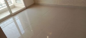 Room in 2.5 BHK Apartment at Mahagun Mirabella, Sector 79 – for Rent