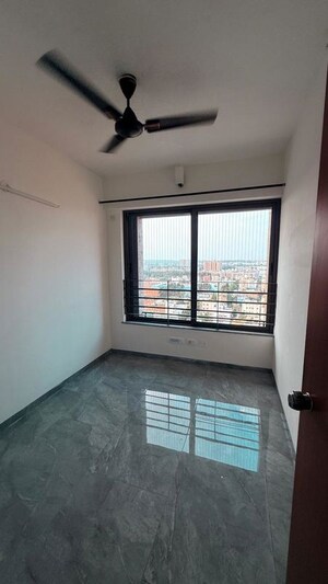 Room in 2 BHK Apartment at Goyal and Co Orchid Greens, Kannur – for Rent