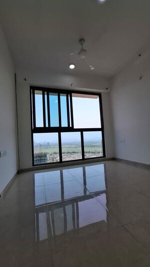 Room in 2 BHK Apartment at Runwal Bliss, Kanjurmarg East – for Rent