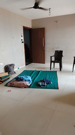 Bedroom in 2 BHK Apartment at Platinum Emporius, Ulwe – for Rent