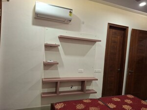 Furnished Amenities in 3 BHK Builder Floor at Sector 20 – for Rent