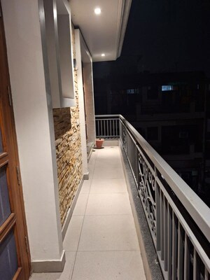 Balcony in 3 BHK Builder Floor at Sector 20 – for Rent