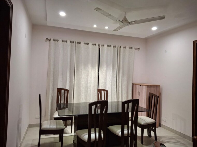Team Area, sector 20 3 Bedroom 2000 Sq.Ft. Builder Floor In Sector 20 Chandigarh 10331912