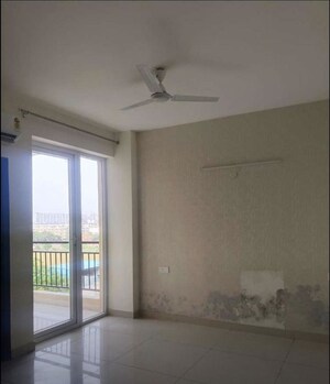 Room in 2 BHK Apartment at Maya Green Lotus Saksham, International Airport Road – for Rent