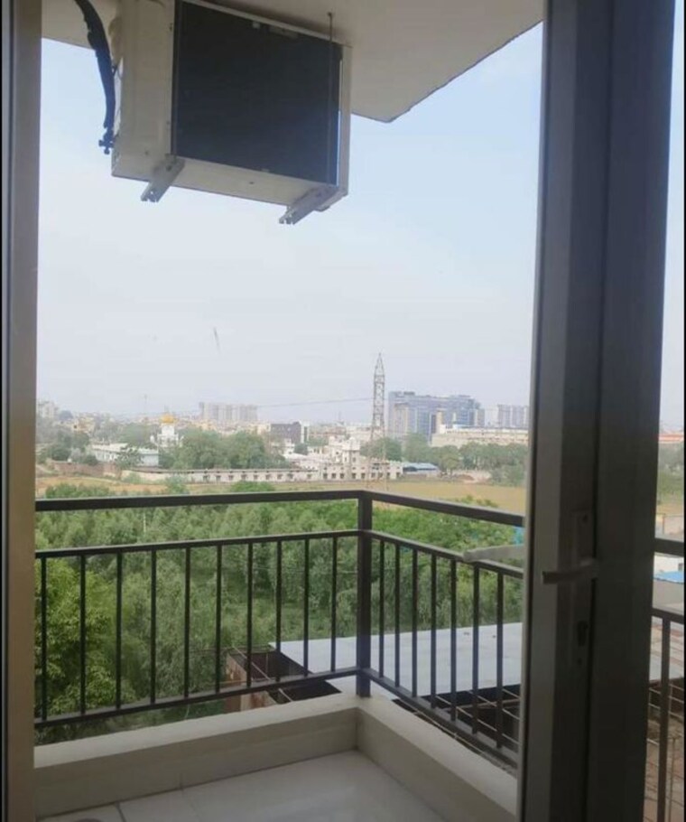 Balcony, maya-green-lotus-saksham 2 Bedroom 1390 Sq.Ft. Apartment In International Airport Road Zirakpur 10331919