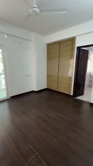 Room in 3 BHK Apartment at Fusion Homes, Tech Zone 4 Greater Noida – for Sale