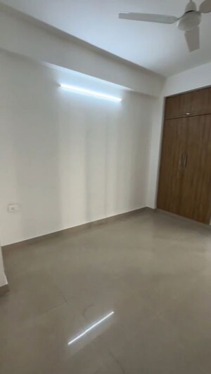 Room in 3 BHK Apartment at Fusion Homes, Tech Zone 4 Greater Noida – for Sale