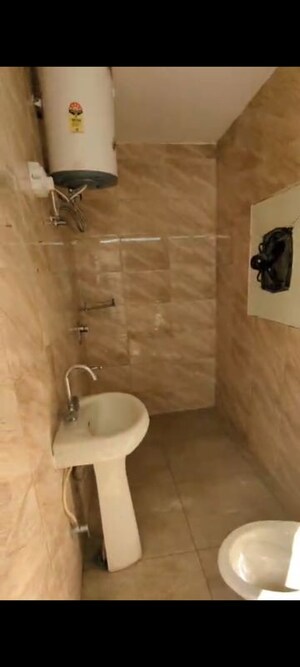 Bathroom in 2 BHK Builder Floor at Sector 27 – for Rent