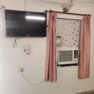 Furnished Amenities in 1 BHK Builder Floor at Sector 27 – for Rent
