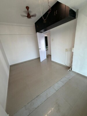 Study Room in 2 BHK Apartment at Andheri West – for Sale
