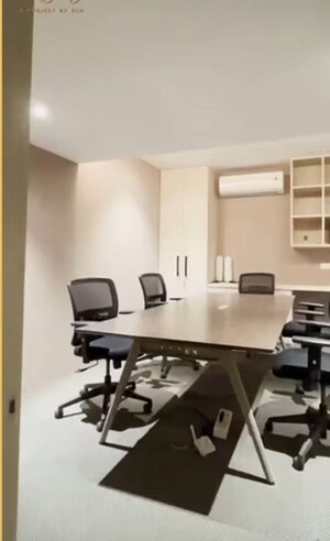 Team Area in 3 BHK Apartment at DLH Legacy, Juhu – for Rent