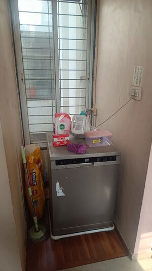 Furnished Amenities in 3 BHK Apartment at Ganesh Nagar – for Sale