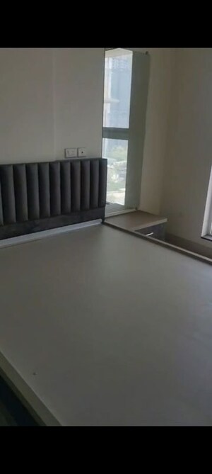 Balcony in 1.5 BHK Apartment at Sheth Avante, Kanjurmarg West – for Rent