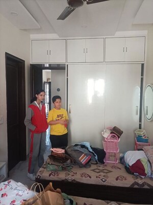 Living Room in 3 BHK Builder Floor at Sector 22 – for Rent