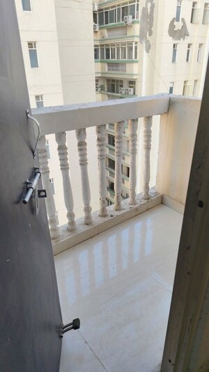 Kitchen in 3 BHK Apartment at Samiah Melrose Square, Vrindavan Yojna – for Sale