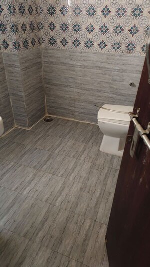 Furnished Amenities in 3 BHK Apartment at Samiah Melrose Square, Vrindavan Yojna – for Sale