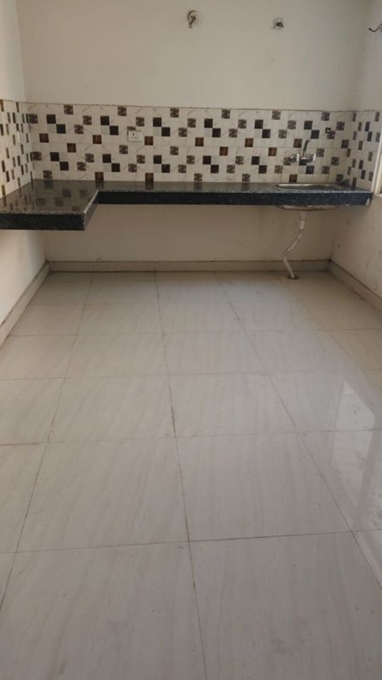 Bathroom, samiah-melrose-square 3 Bedroom 1500 Sq.Ft. Apartment In Vrindavan Yojna Lucknow 10332032