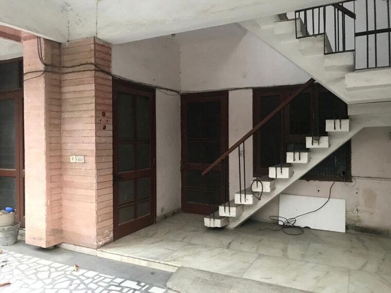 Exterior View, sector 17 2 Bedroom 1200 Sq.Ft. Independent House In Sector 17 Gurgaon 10332028