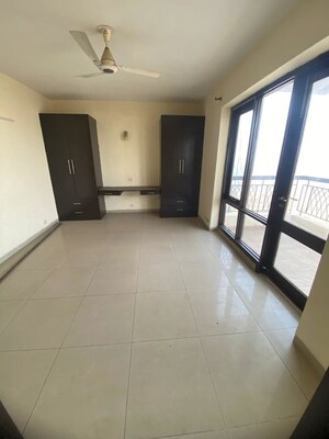 Kitchen in 4 BHK Apartment at Eros Kenwood Tower, Sector 39 – for Rent