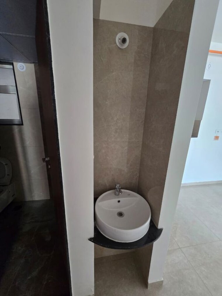 Bathroom, vilas-javdekar-yashone-eternitee 3 Bedroom 1200 Sq.Ft. Apartment In Hinjewadi Pune 10332033