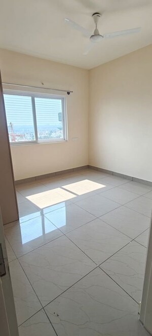 3 BHK Apartment For Rent in TVS Emerald Jardin, Singasandra