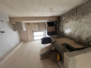 Kitchen in 2.5 BHK Apartment at Amrapali Ivory Heights, Amrapali Dream Valley – for Sale