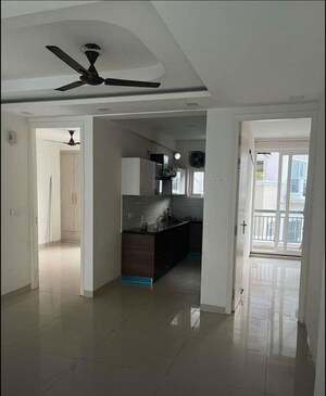 Room in 3 BHK Apartment at Maxxus Elanza, International Airport Road – for Rent