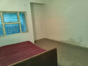 Room in 4 BHK Independent House at Hoshangabad – for Sale