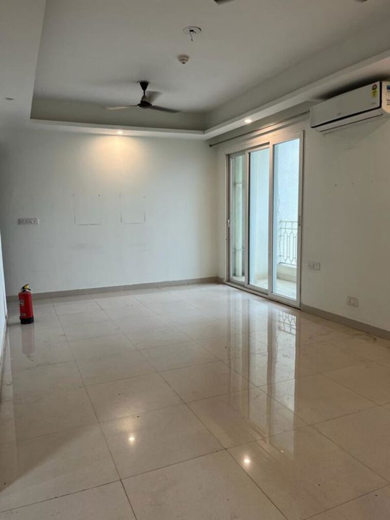 Room, mahagun-mirabella 2.5 Bedroom 1380 Sq.Ft. Apartment In Sector 79 Noida 10332065