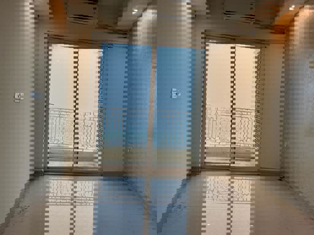 2.5 BHK + Study Room 1380 Sq.Ft. Apartment in Mahagun Mirabella