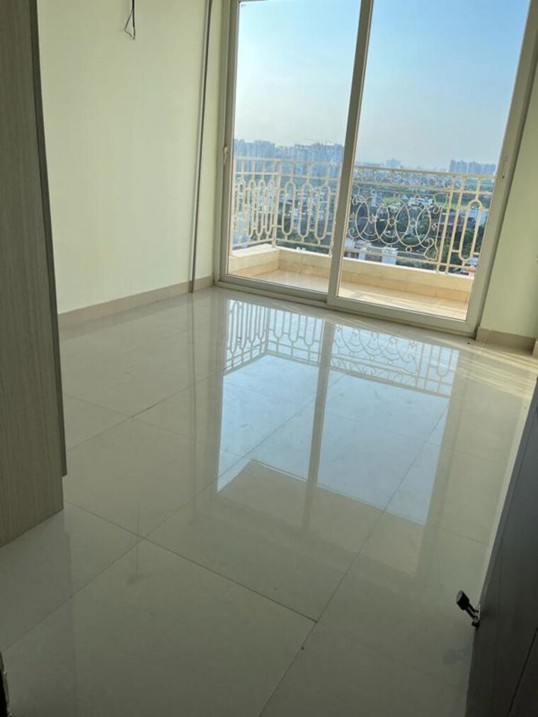 Room, mahagun-mirabella 2.5 Bedroom 1380 Sq.Ft. Apartment In Sector 79 Noida 10332065