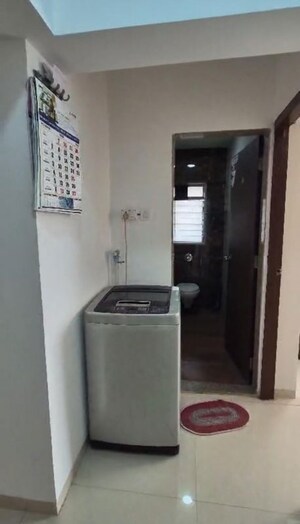 Furnished Amenities in 2 BHK Apartment at Avant Hillway, Goregaon East – for Rent