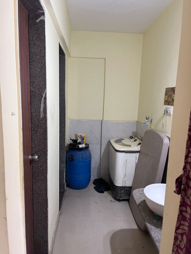 Bathroom, alliance-nisarg 1.5 Bedroom 550 Sq.Ft. Apartment In Wakad Pune 10332163