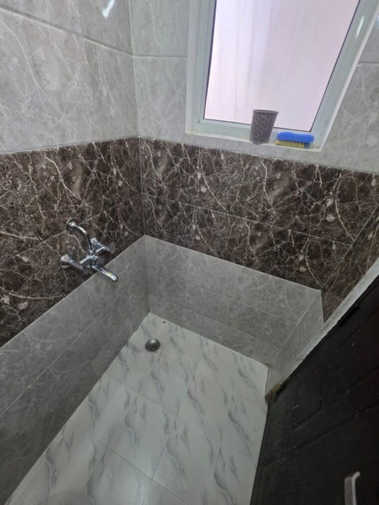 Kitchen, sector 46 2 Bedroom 950 Sq.Ft. Builder Floor In Sector 46 Noida 10332172