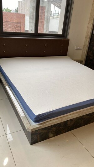 Furnished Amenities in  Apartment at Fortune 361, Sama – for Rent