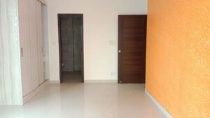 Room in 3 BHK Apartment at Mahagun Mirabella, Sector 79 – for Rent
