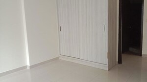 Room in 3 BHK Apartment at Mahagun Mirabella, Sector 79 – for Rent
