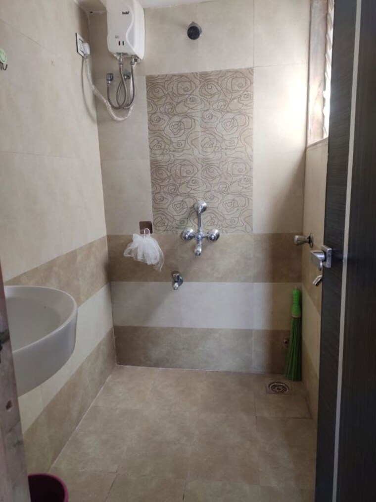Bathroom, kavya-residency-thane 1 Bedroom 430 Sq.Ft. Apartment In Ghodbunder Road Thane 10332183
