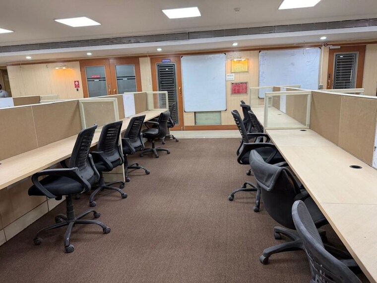 Team Area, shri-senapati-bapat-chs Commercial Office Space 4952 Sq.Ft. In Senapati Bapat Road Pune 10332182