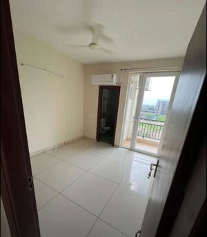 Room in 2 BHK Apartment at SBP City Of Dreams Zirakpur, High Ground – for Rent