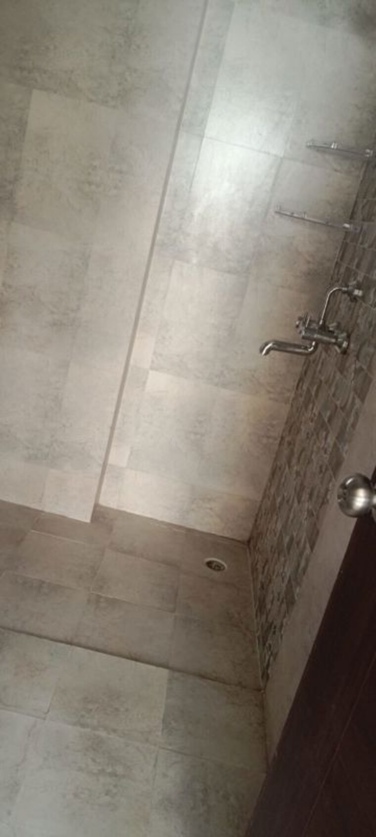 Bathroom, mahagun-mirabella 3 Bedroom 1730 Sq.Ft. Apartment In Sector 79 Noida 10332221